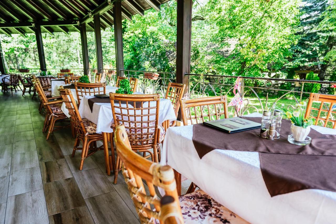 Atos Srebrno Jezero - Villa And Restaurant Veliko Gradište Exterior foto