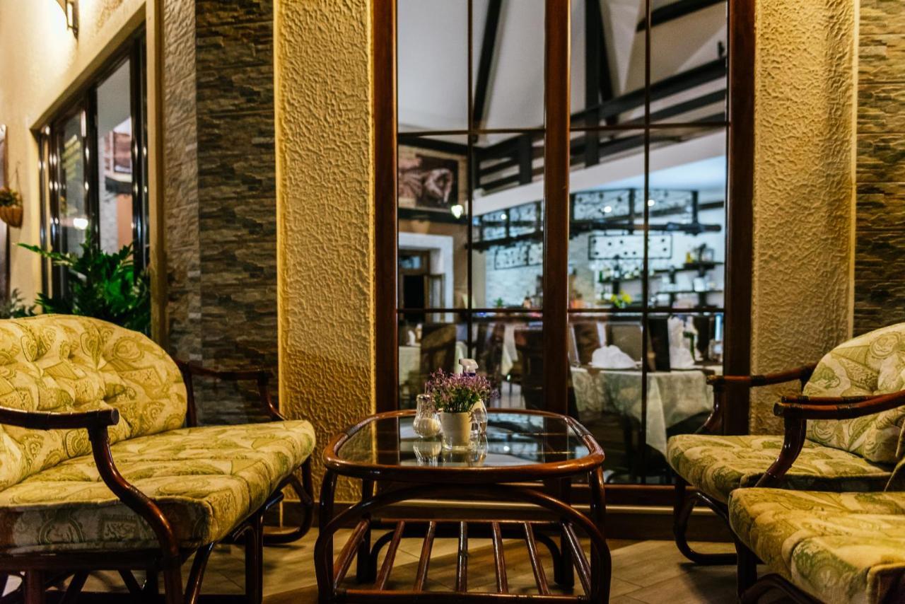 Atos Srebrno Jezero - Villa And Restaurant Veliko Gradište Exterior foto