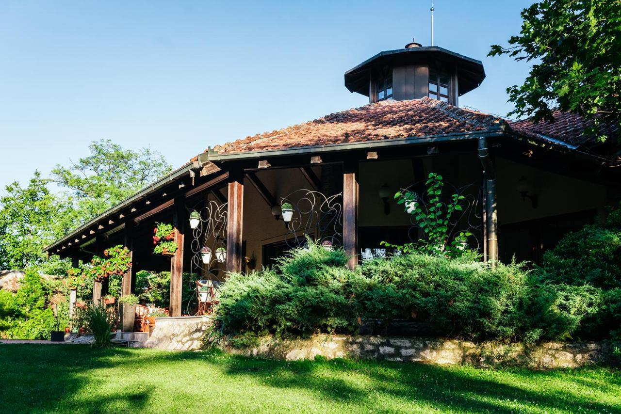 Atos Srebrno Jezero - Villa And Restaurant Veliko Gradište Exterior foto